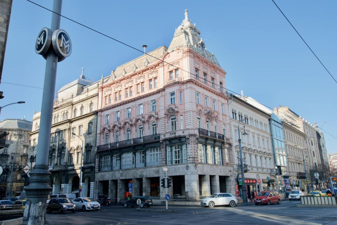 Premium Apartments By Hi5 - Astoria Square Будапеща Екстериор снимка