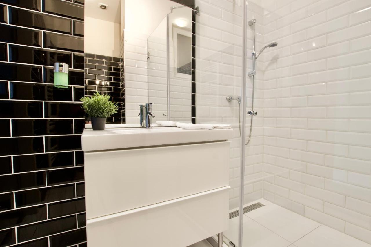 Premium Apartments By Hi5 - Astoria Square Будапеща Екстериор снимка
