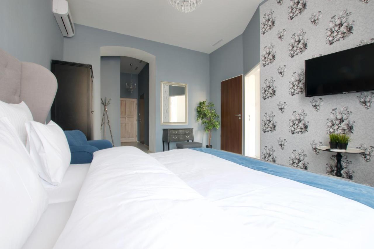 Premium Apartments By Hi5 - Astoria Square Будапеща Екстериор снимка