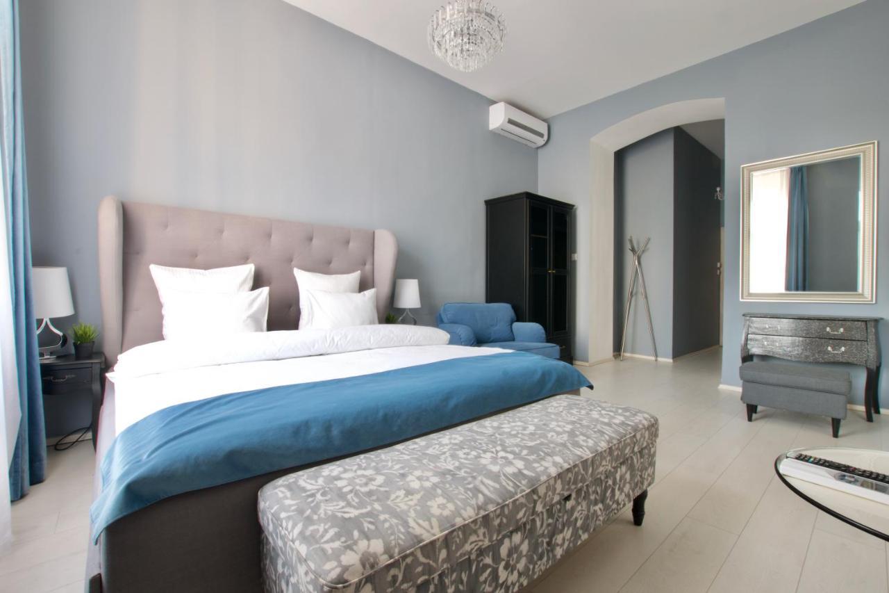 Premium Apartments By Hi5 - Astoria Square Будапеща Екстериор снимка
