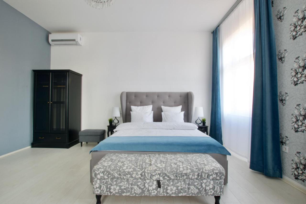 Premium Apartments By Hi5 - Astoria Square Будапеща Екстериор снимка