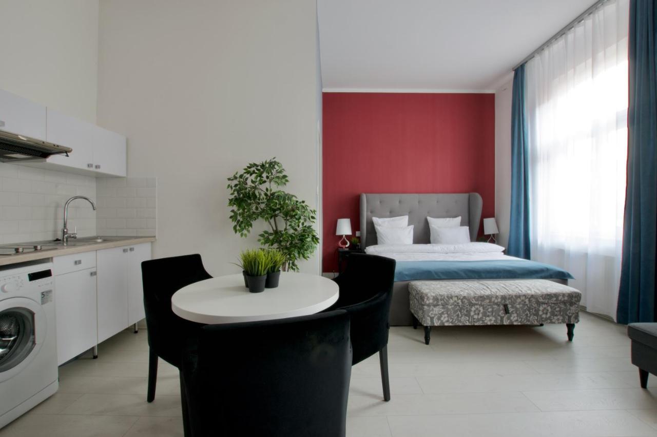 Premium Apartments By Hi5 - Astoria Square Будапеща Екстериор снимка