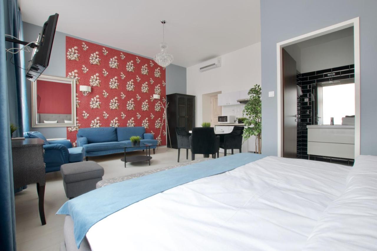 Premium Apartments By Hi5 - Astoria Square Будапеща Екстериор снимка